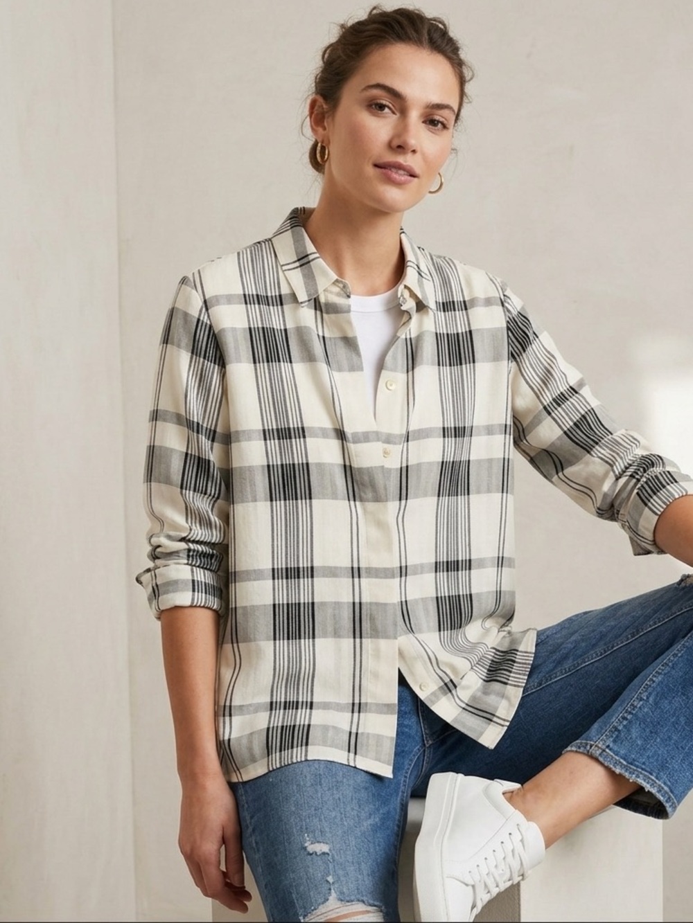 Theory Menswear Fluid Plaid Black & Cream Plaid Silk Blend Button-Down Shirt S